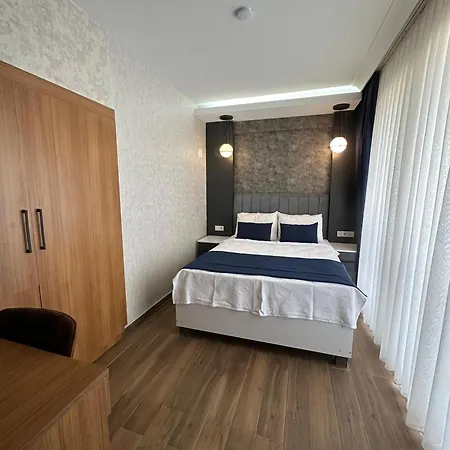 Hotel The Halcyon