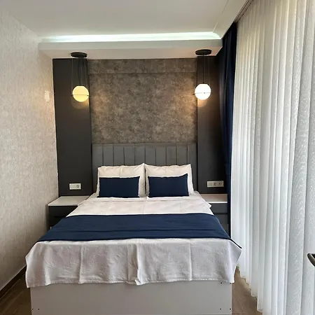 The Halcyon Hotel 2*